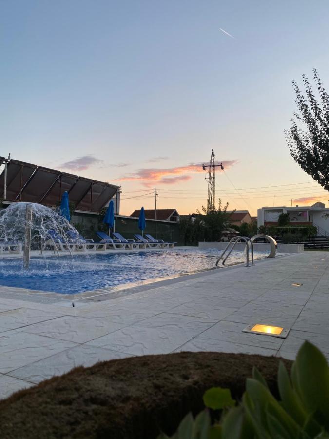 Villa Leona Palushaj Donji Stoj Kültér fotó